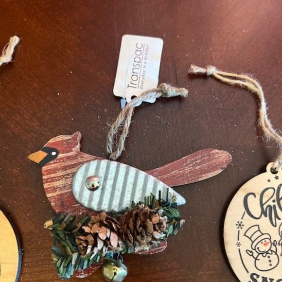 Set Of 3 Wooden Holiday Ornaments With Cardinal & Festive Messages wine snowmen - Picture 5 of 5